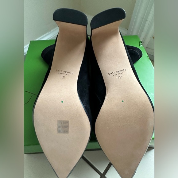 NWB Kate Spade Down Under Stretch Suede Booties - Size 7 - Picture 12 of 16